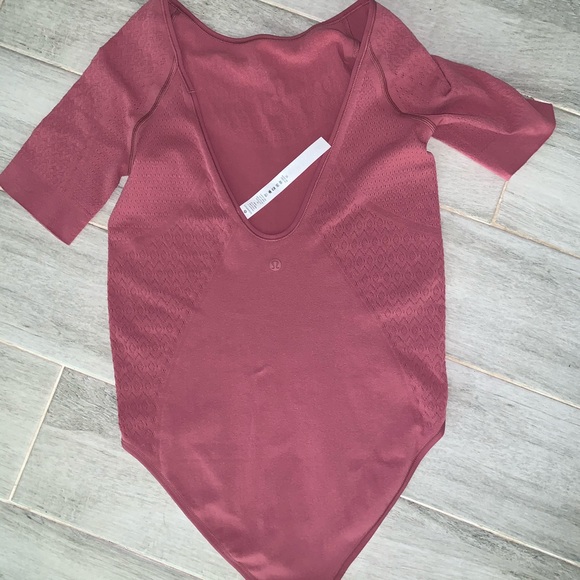 Lululemon - Picture 2 of 3